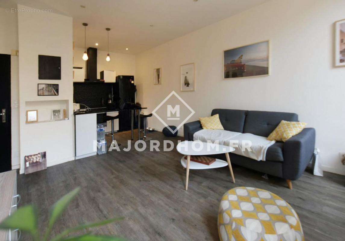 Appartement à MARSEILLE-6E