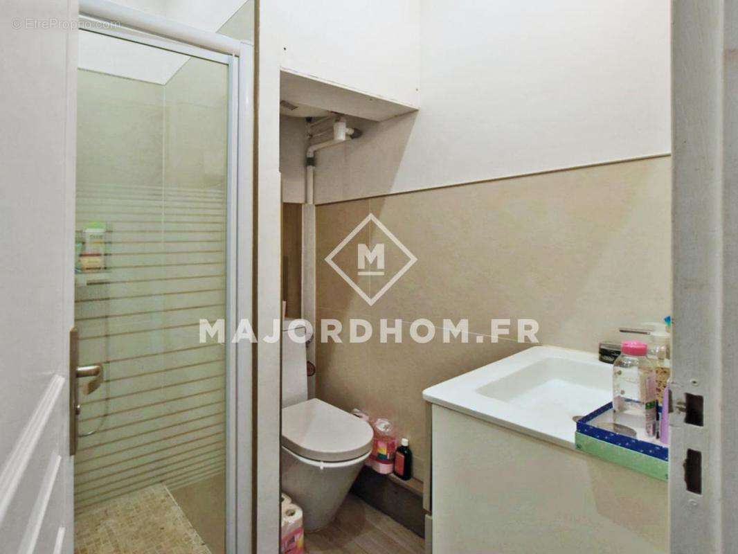 Appartement à MARSEILLE-6E