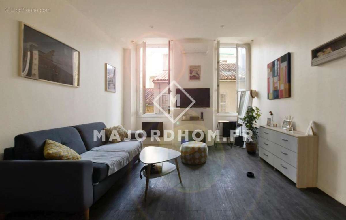 Appartement à MARSEILLE-6E