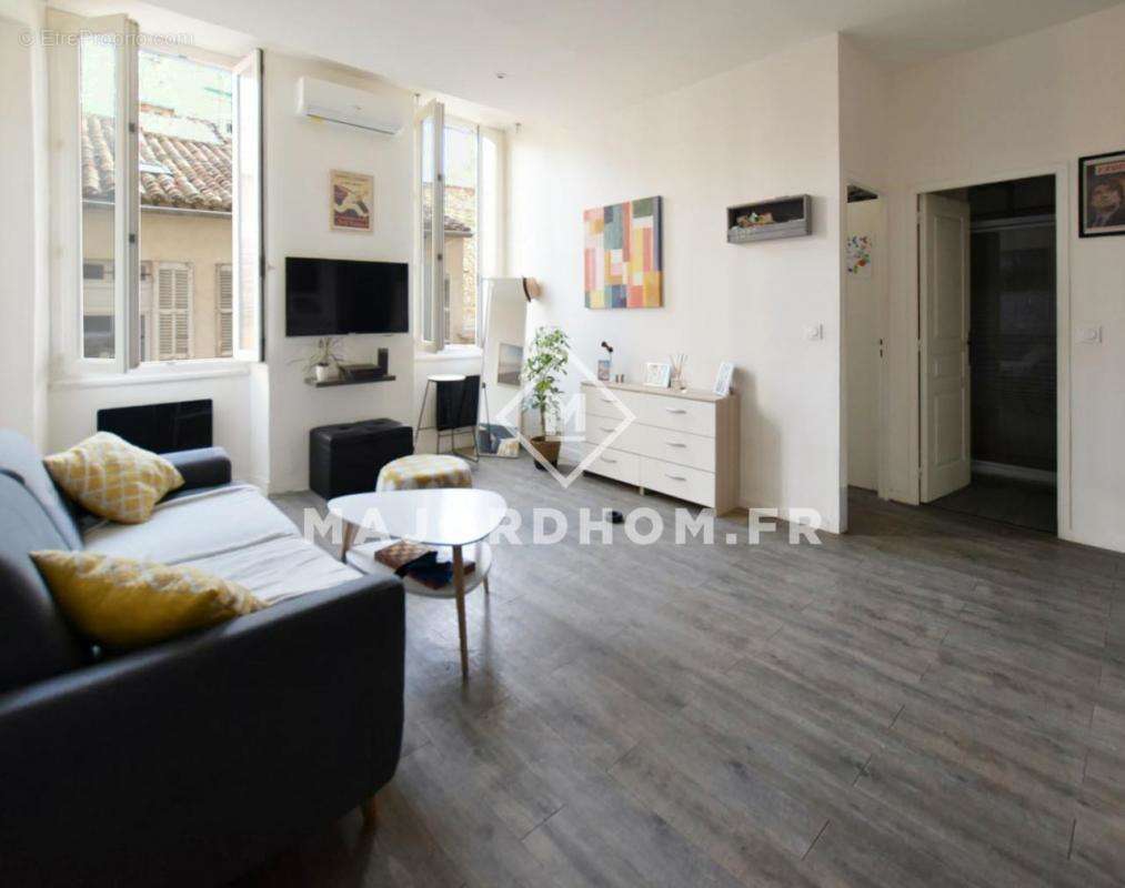 Appartement à MARSEILLE-6E