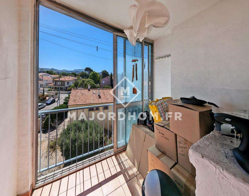 Appartement à MARSEILLE-8E