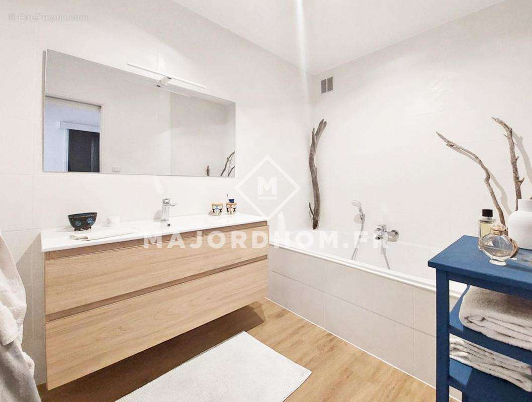 Appartement à MARSEILLE-8E