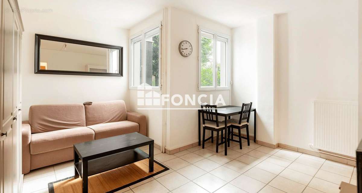 Appartement à PARIS-20E