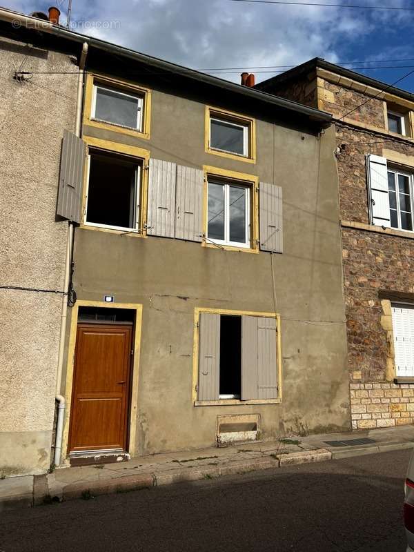 Appartement à CHAUFFAILLES