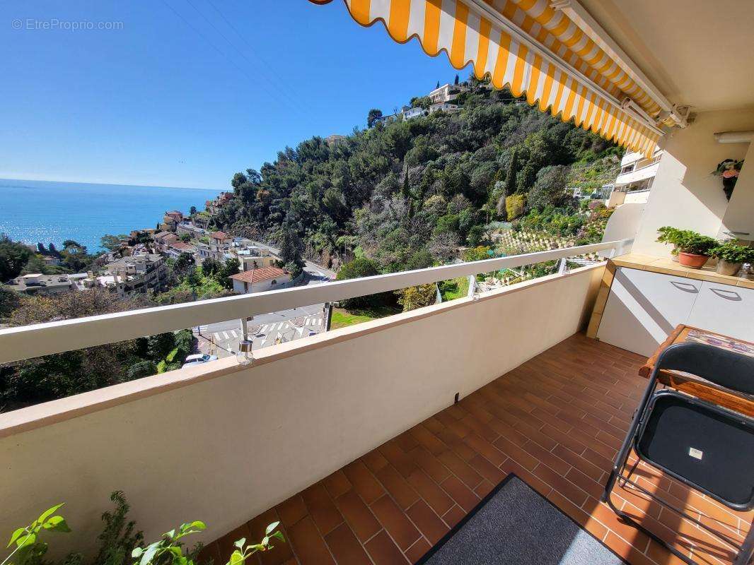 Appartement à ROQUEBRUNE-CAP-MARTIN