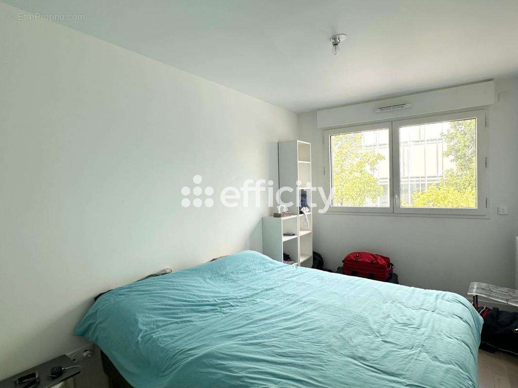 Appartement à ISSY-LES-MOULINEAUX