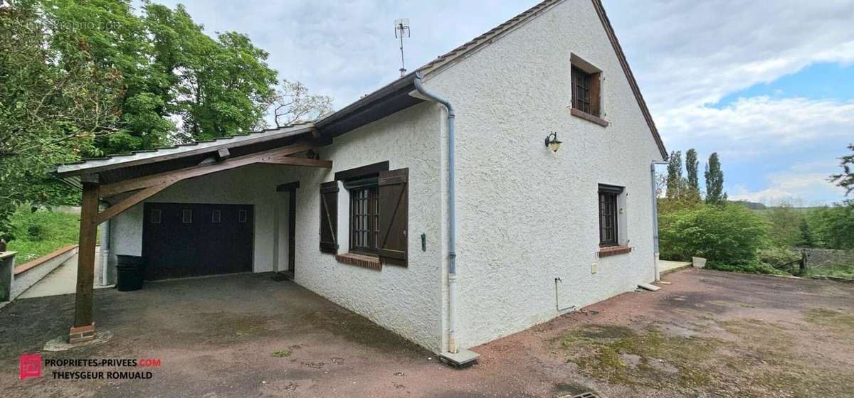 Maison à LA SELLE-SUR-LE-BIED