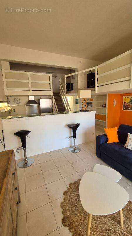 Appartement à HYERES