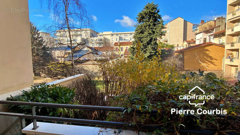 Appartement à LYON-8E