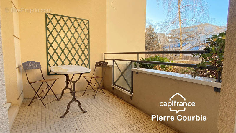 Appartement à LYON-8E