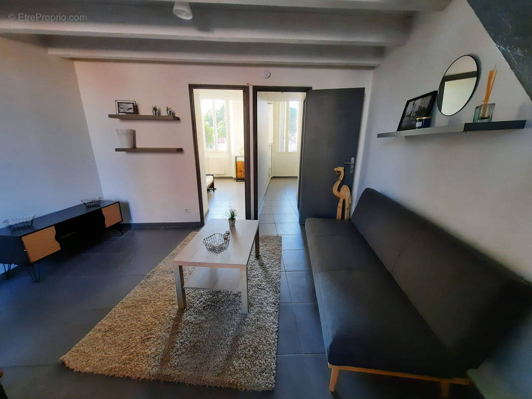 Appartement à MARSEILLE-16E