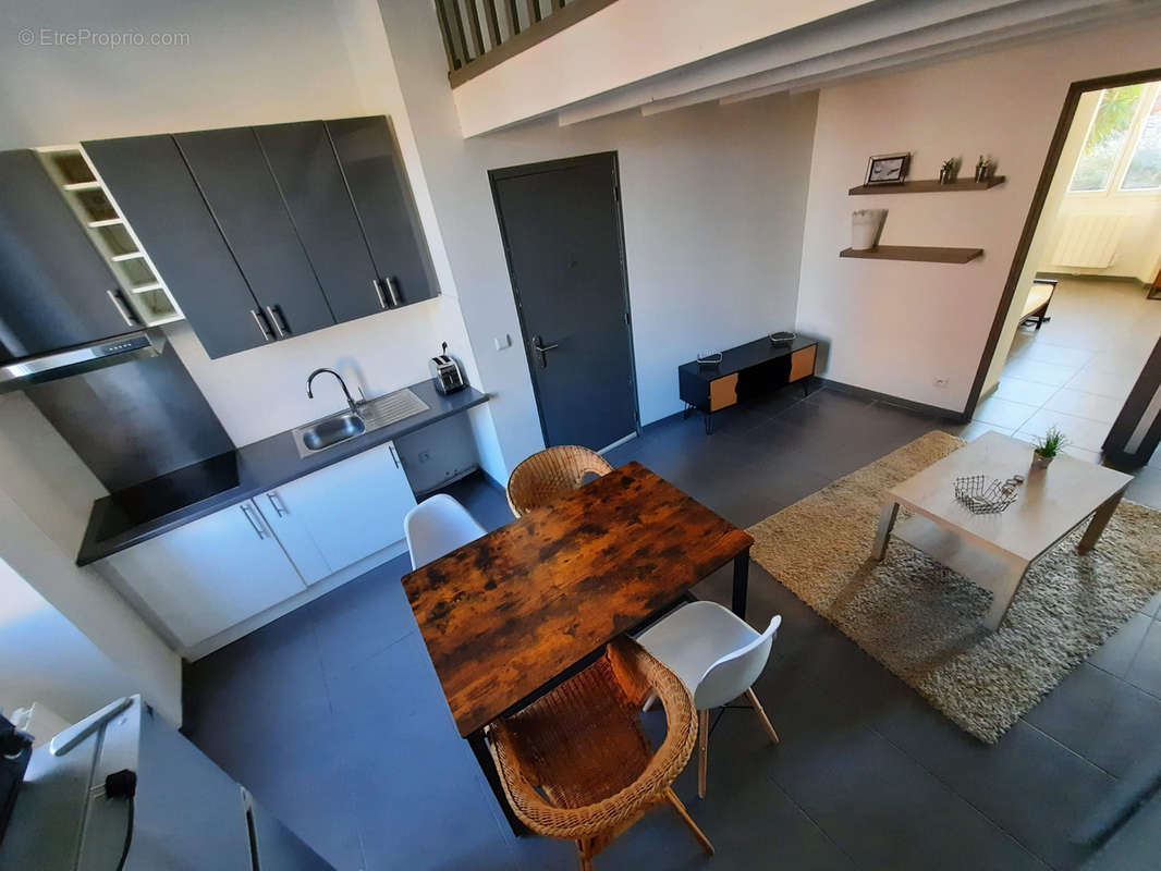 Appartement à MARSEILLE-16E