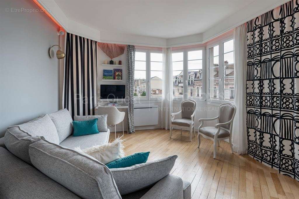 Appartement à ISSY-LES-MOULINEAUX