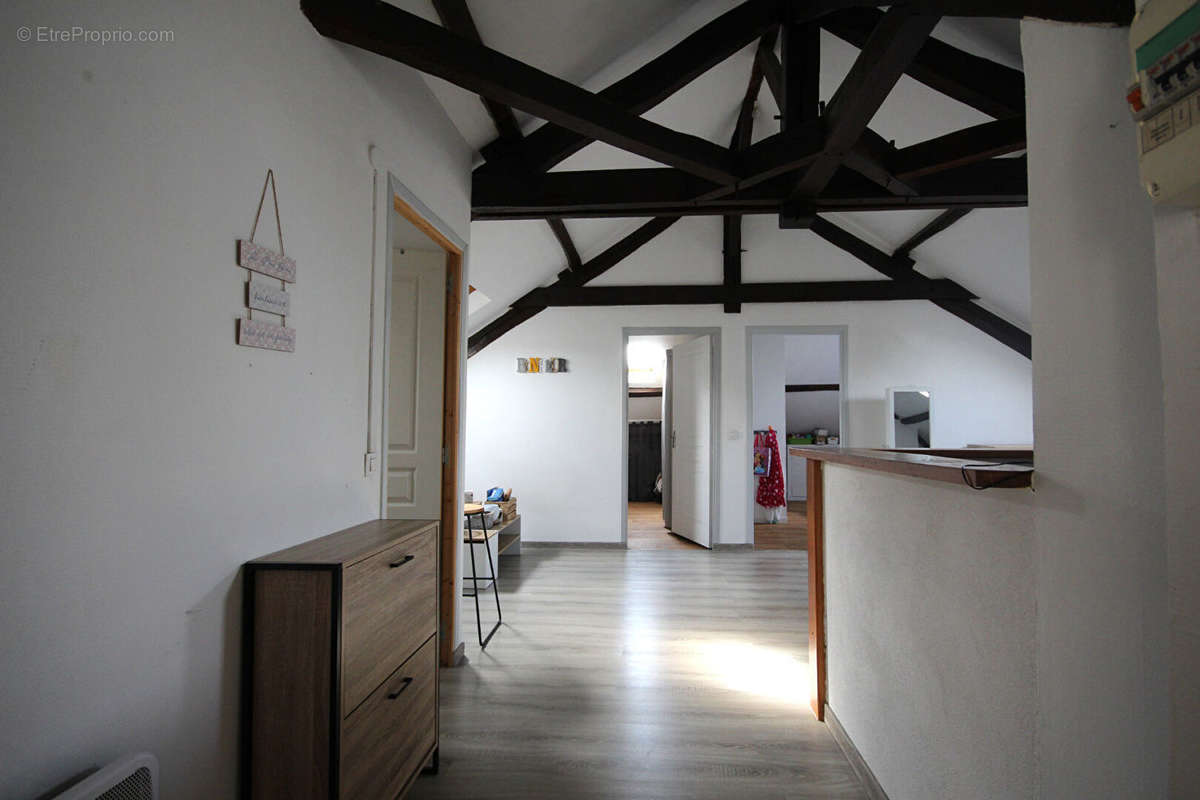 Appartement à LES AGEUX