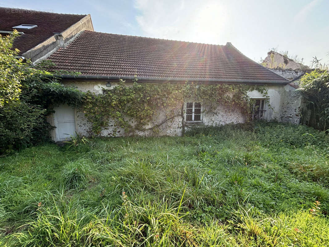 Maison à VERDELOT