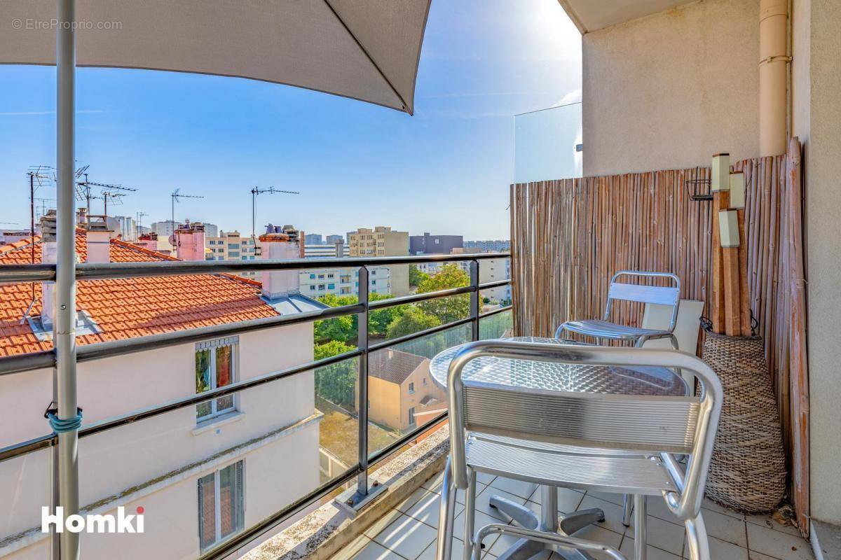 Appartement à LYON-8E