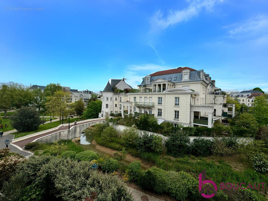 Appartement à LE PLESSIS-ROBINSON