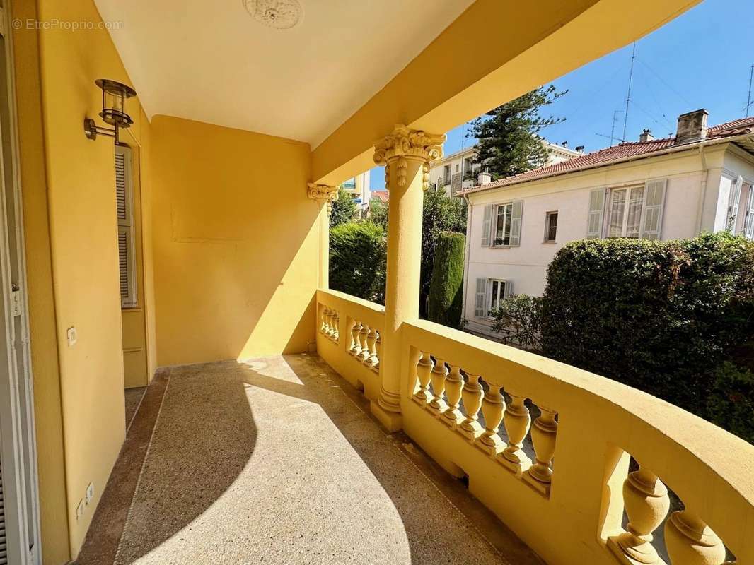 Appartement à NICE