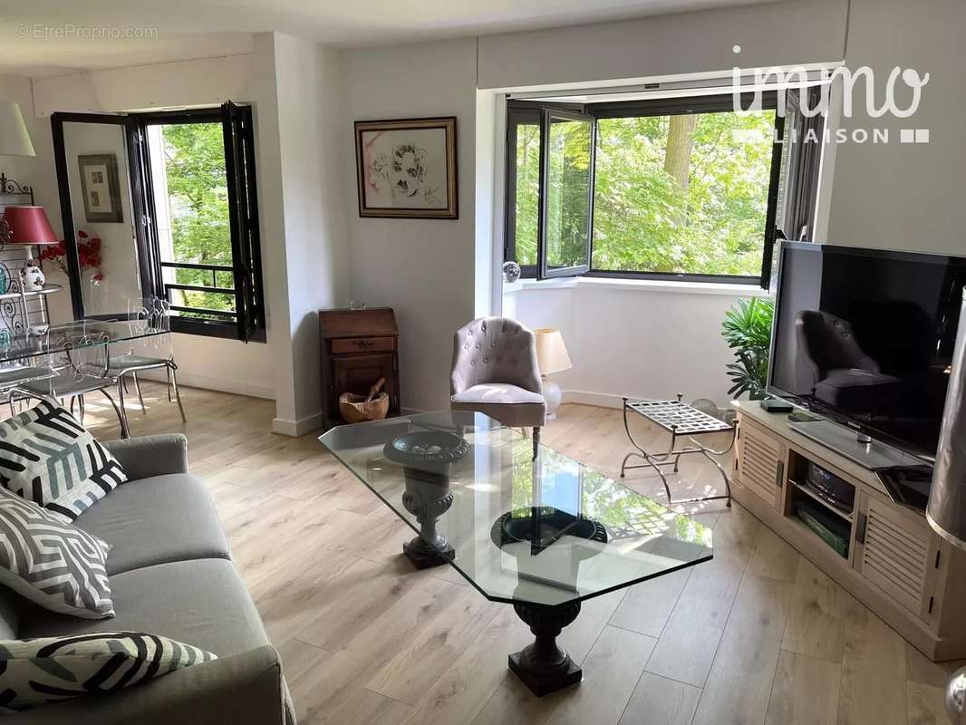 Appartement à VERSAILLES