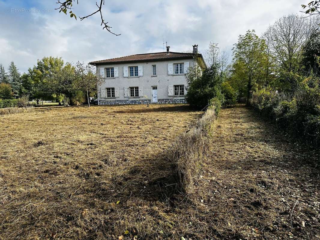 Maison à CASTRES