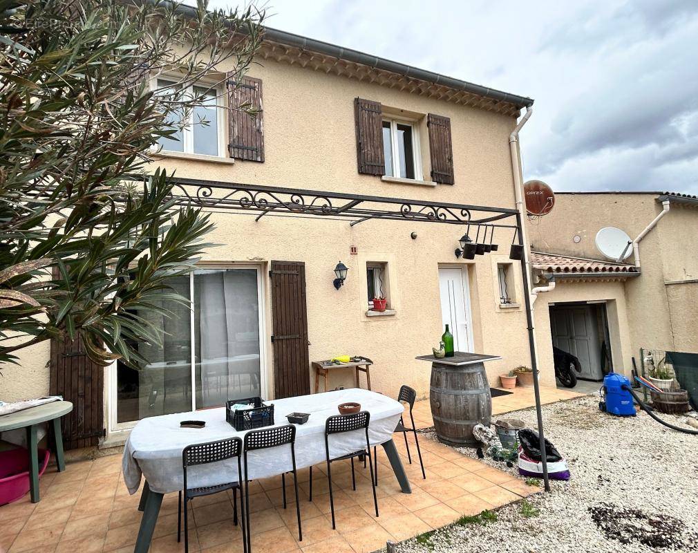 Maison à VAISON-LA-ROMAINE