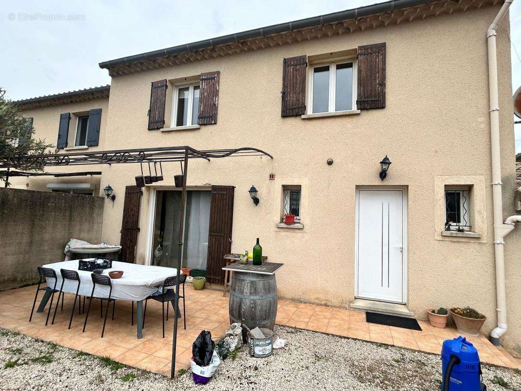 Maison à VAISON-LA-ROMAINE