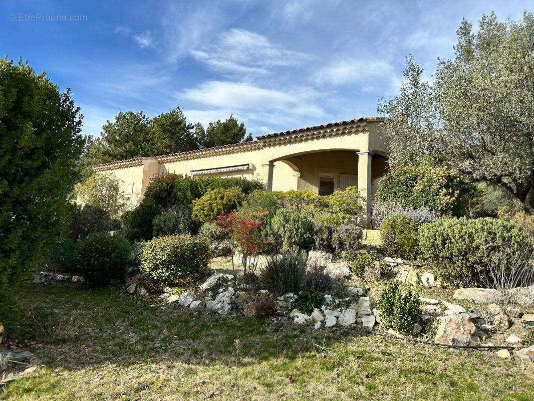 Maison à VAISON-LA-ROMAINE