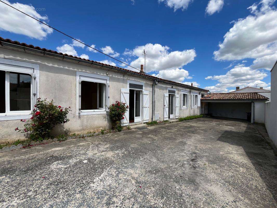 Appartement à DOMPIERRE-SUR-MER