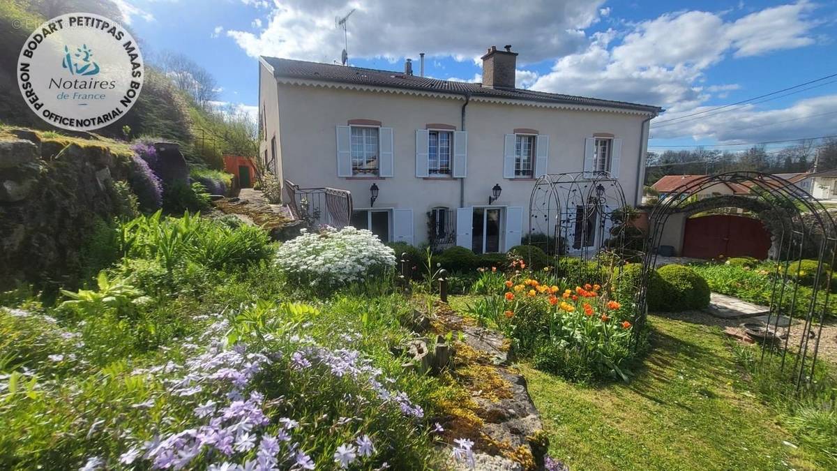 Maison à PIERRE-LA-TREICHE