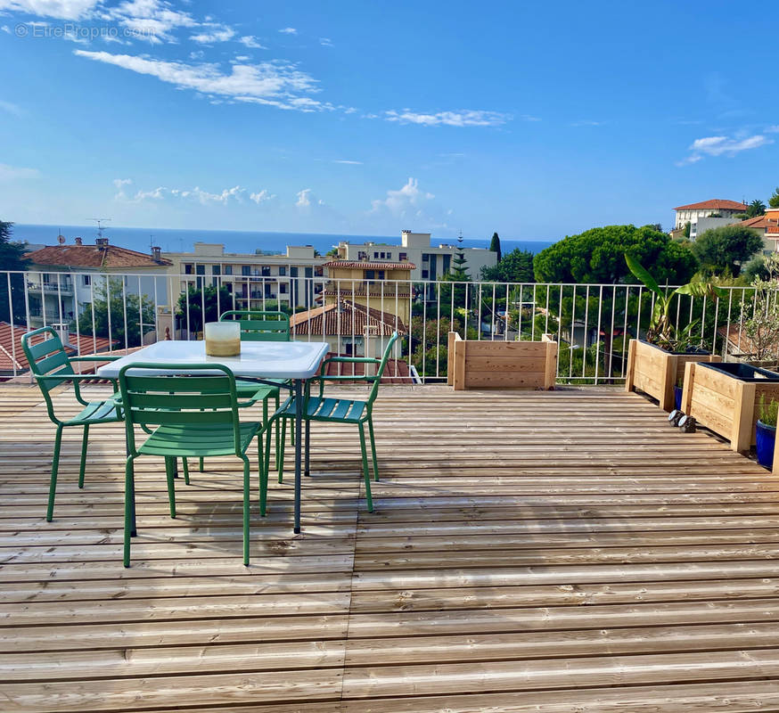 Appartement à ROQUEBRUNE-CAP-MARTIN