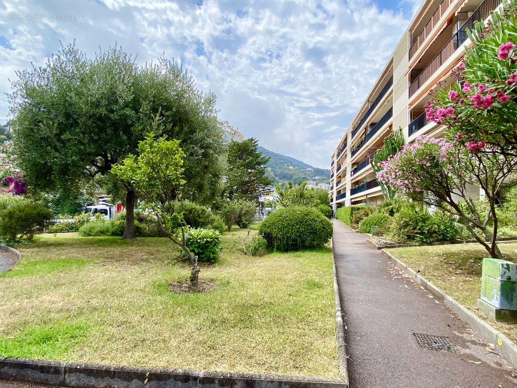 Appartement à ROQUEBRUNE-CAP-MARTIN