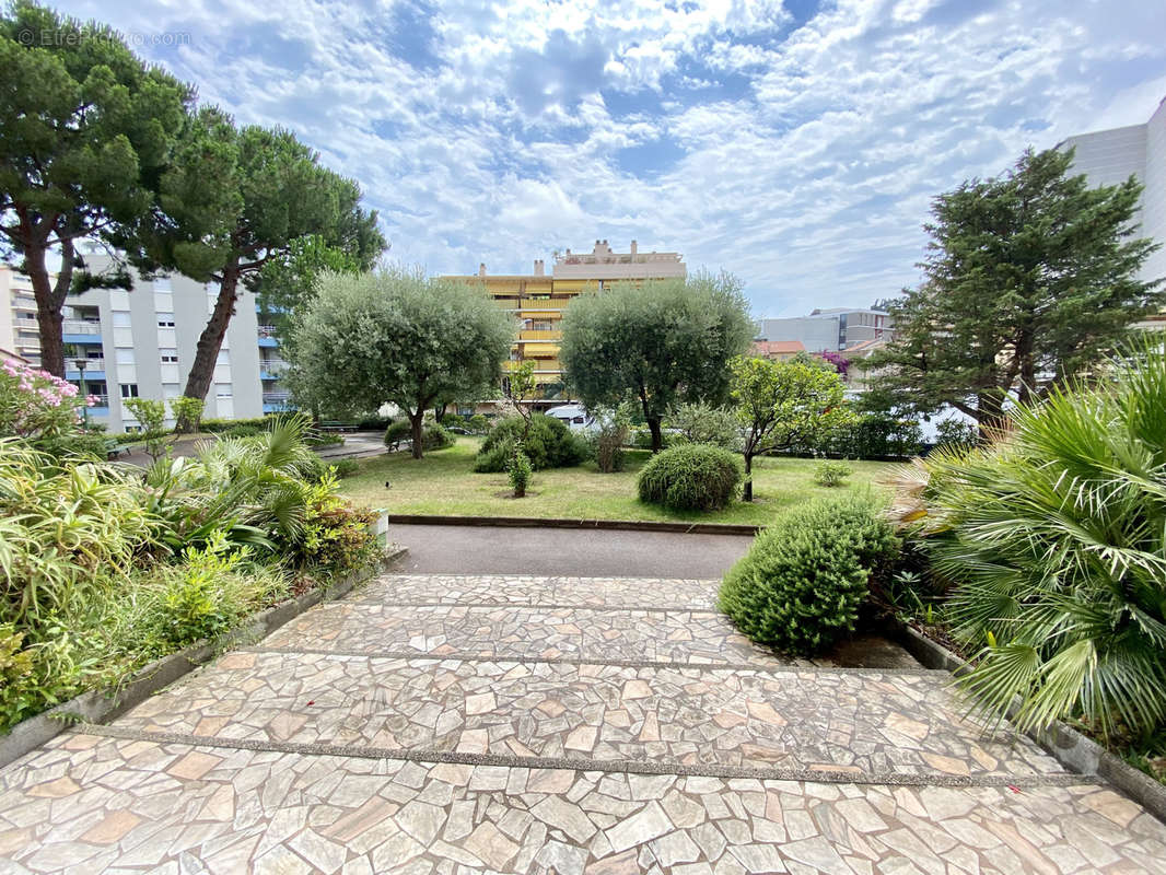 Appartement à ROQUEBRUNE-CAP-MARTIN