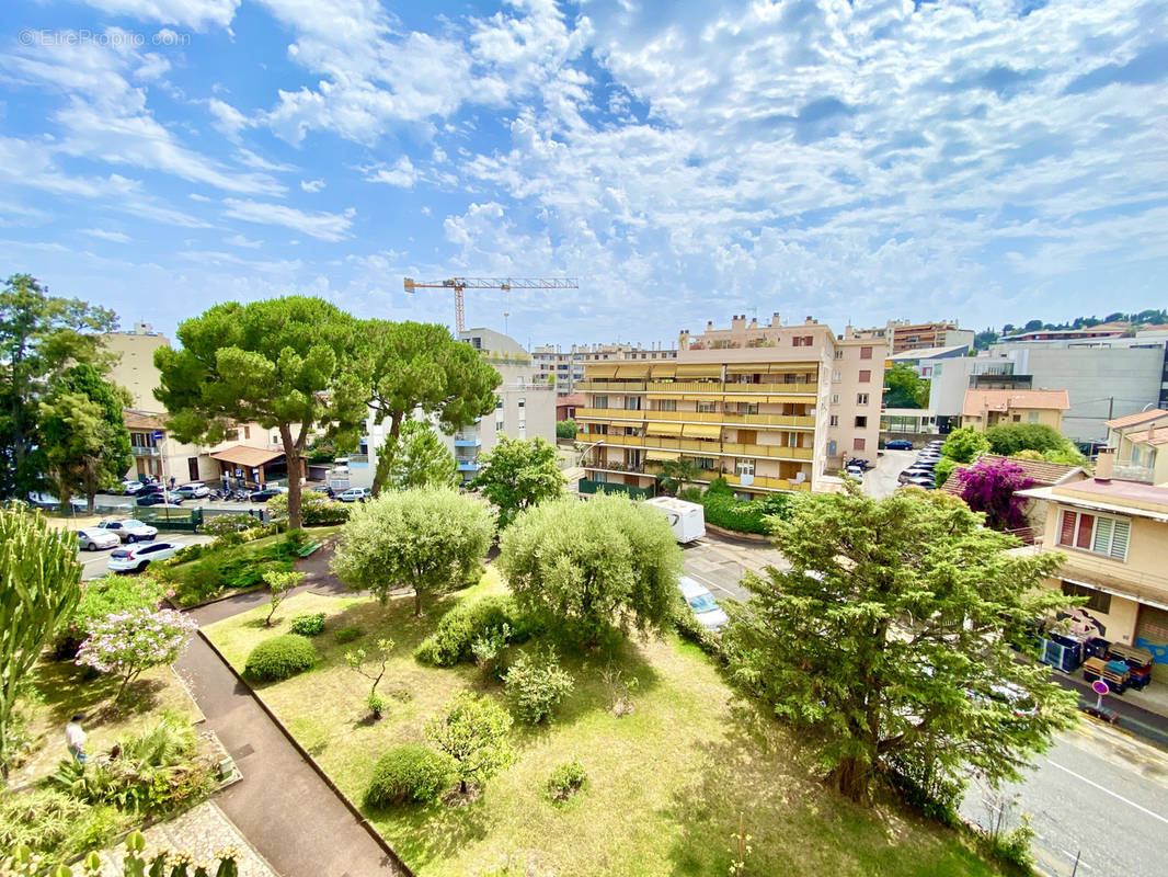 Appartement à ROQUEBRUNE-CAP-MARTIN