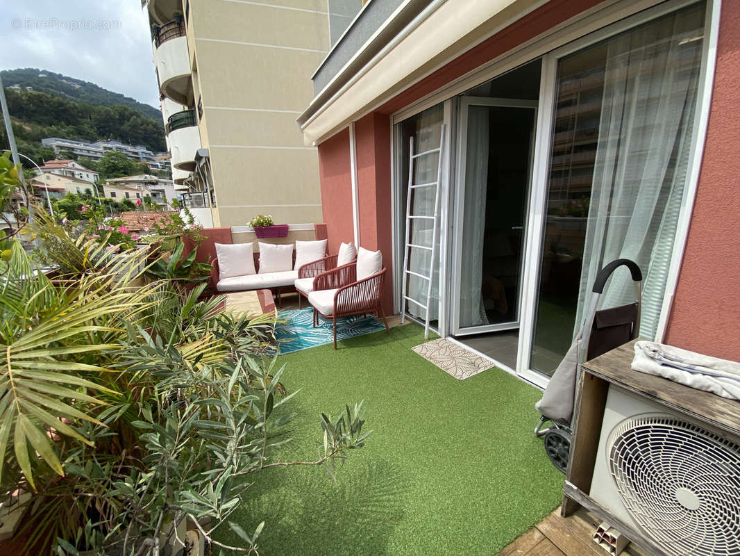 Appartement à ROQUEBRUNE-CAP-MARTIN