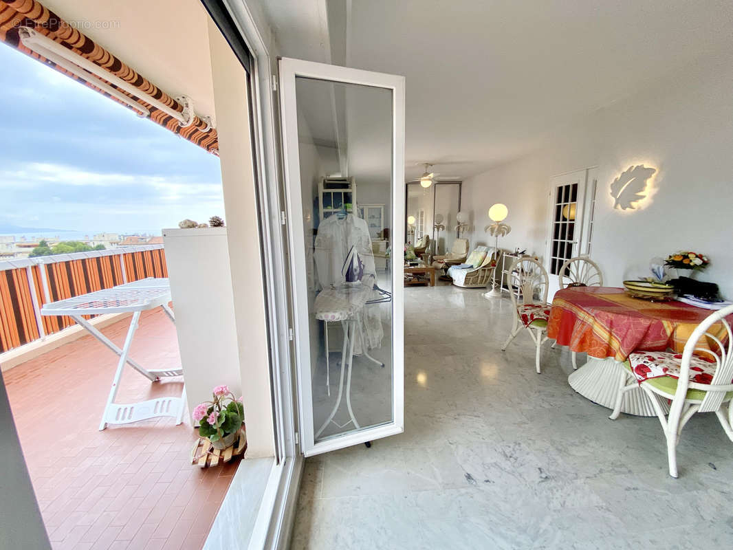 Appartement à ROQUEBRUNE-CAP-MARTIN