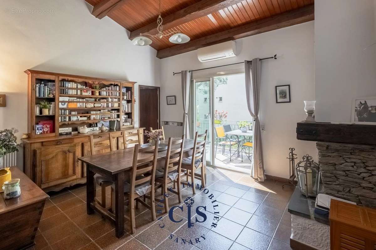 Appartement à SANARY-SUR-MER