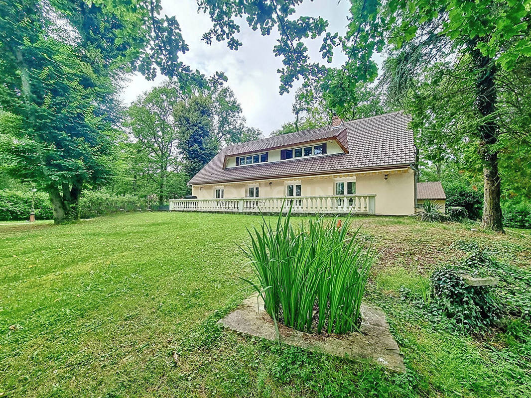 Maison à LAMORLAYE