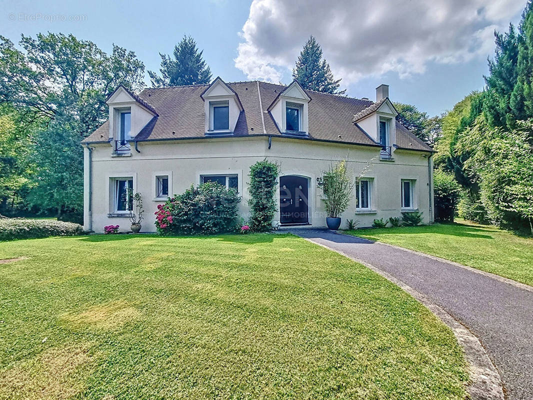 Maison à LAMORLAYE