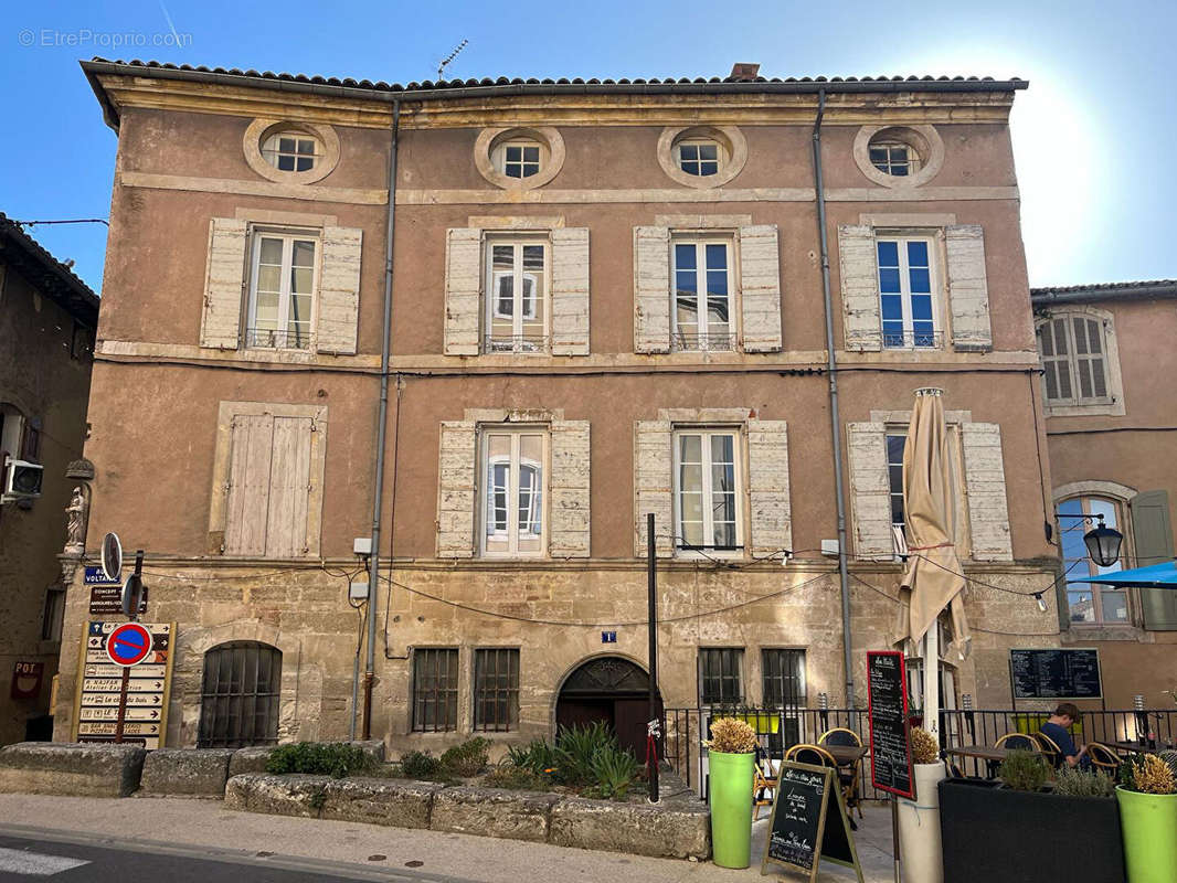 Appartement à BONNIEUX