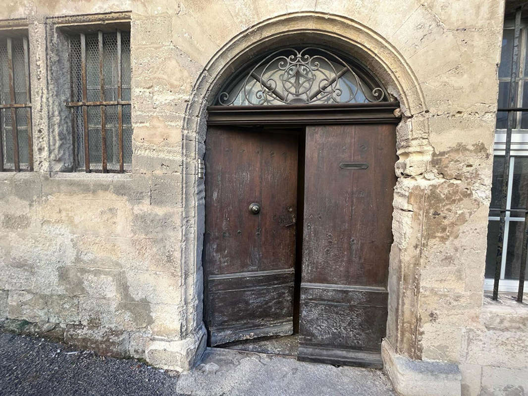 Appartement à BONNIEUX