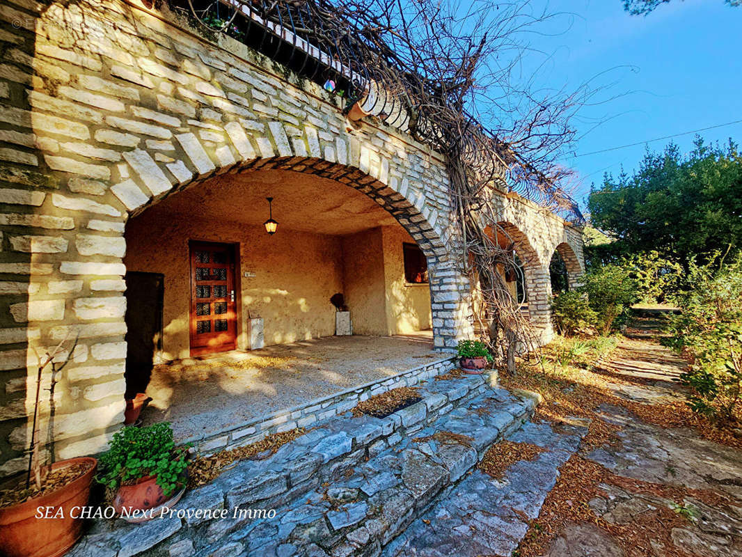 Maison à UZES