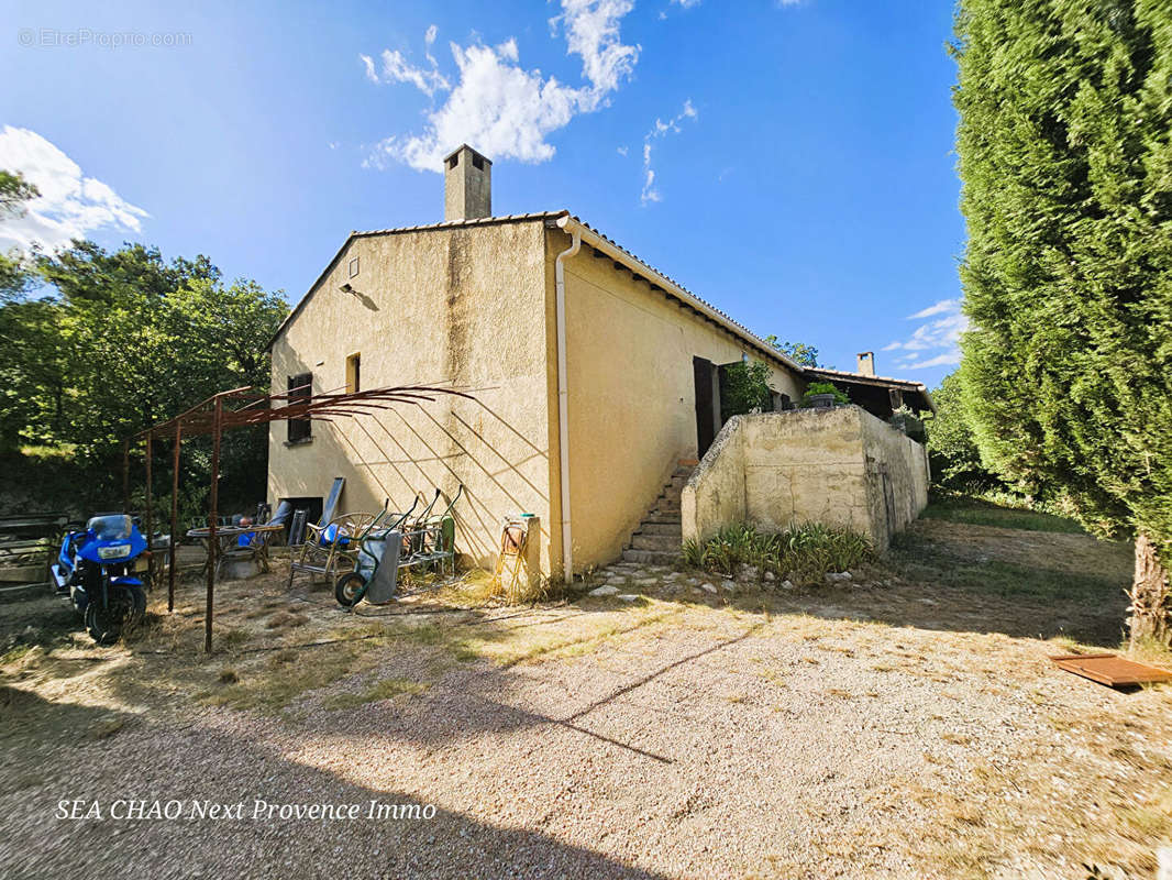 Maison à CAUMONT-SUR-DURANCE