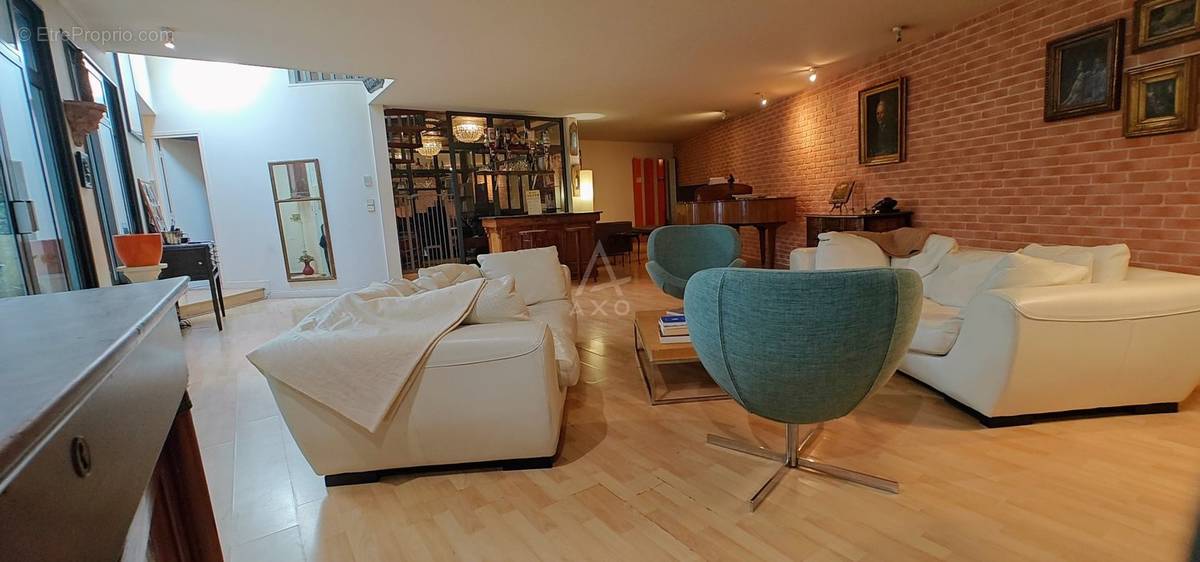 Appartement à BOULOGNE-BILLANCOURT