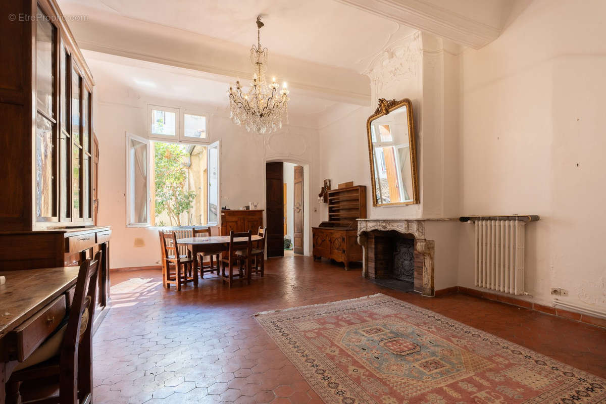 Appartement à AIX-EN-PROVENCE