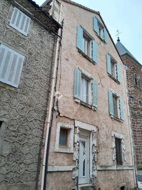 Appartement à SAINT-GEORGES-D&#039;AURAC