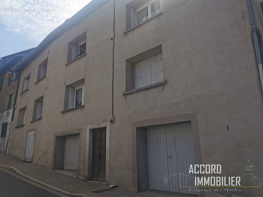 Appartement à LA SALVETAT-SUR-AGOUT