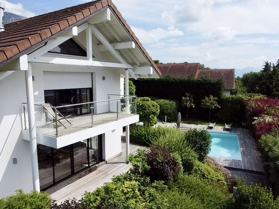 Maison à GRESY-SUR-AIX