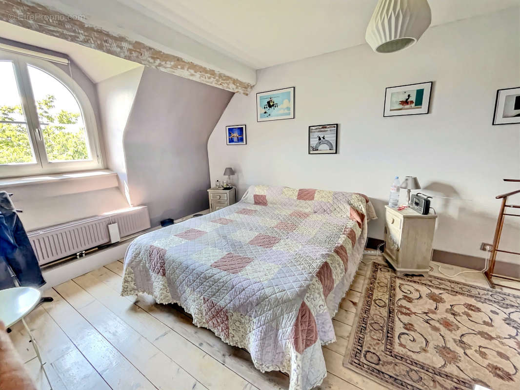 Appartement à AIX-LES-BAINS