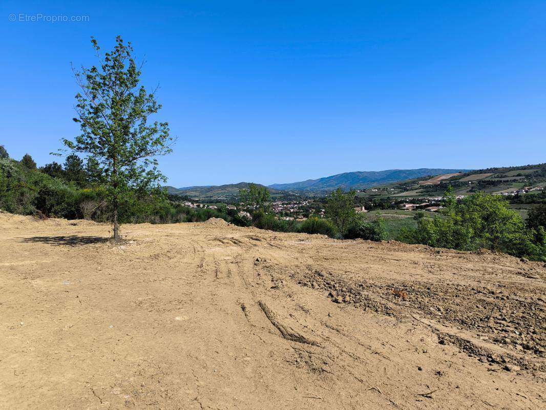 Terrain à LIMOUX