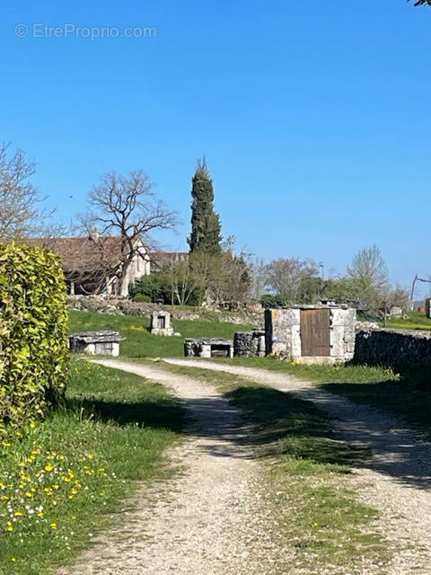 Terrain à LABURGADE